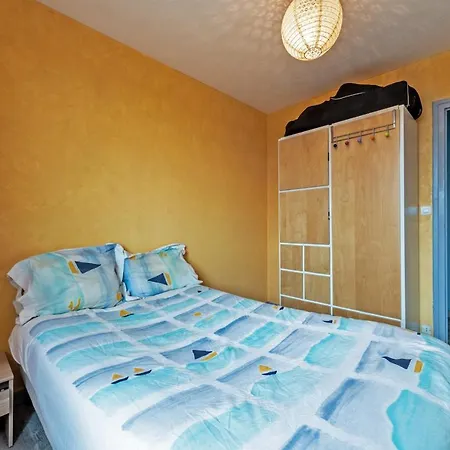 Nice With Garage Near The Sea Brest